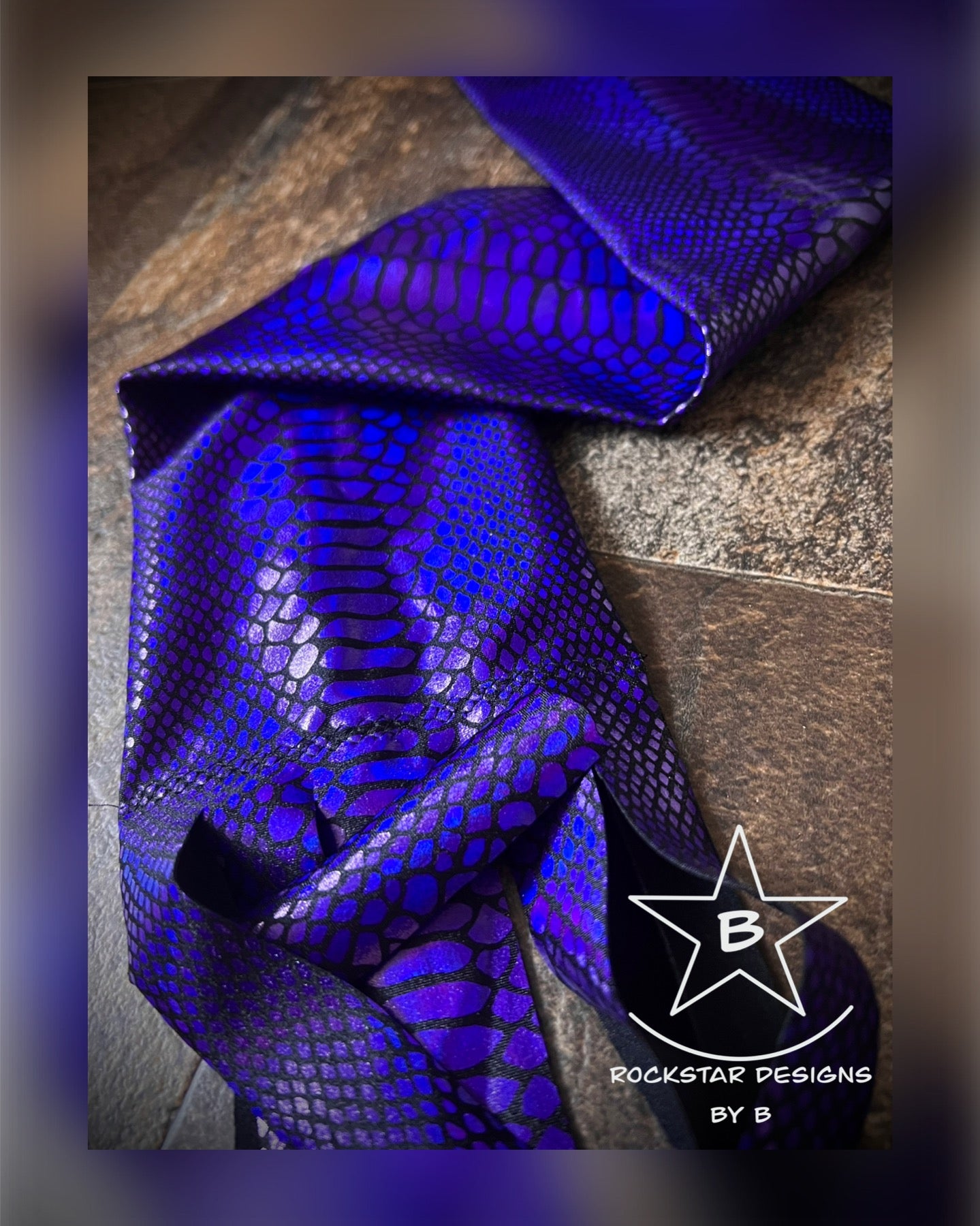 Single Tube Tail Bag - Holographic Purple Scales