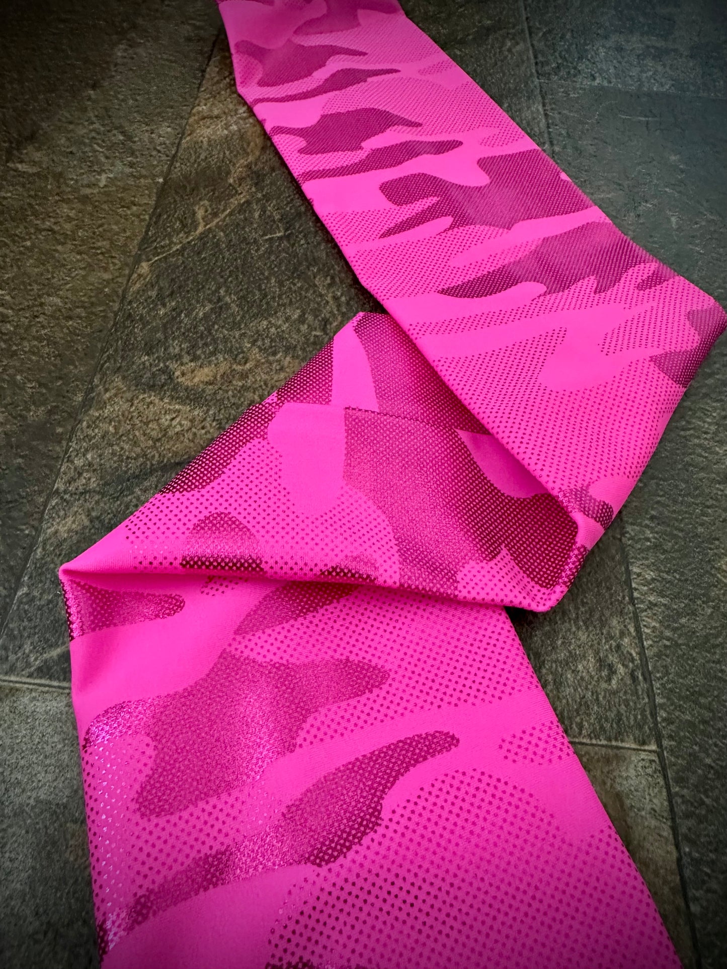 Single Tube Tail Bag - Hot Pink Camo - RTS
