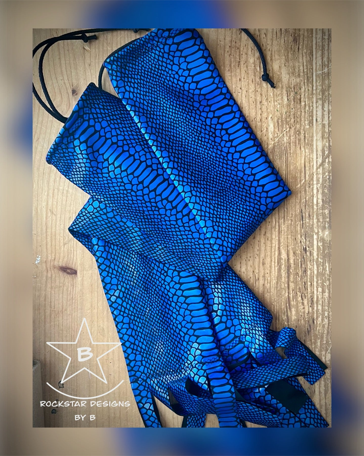 Single Tube Tail Bag - Holographic Blue Scales - RTS