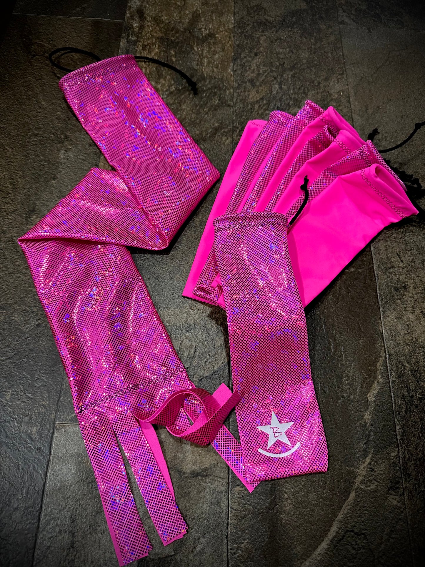 Matched Set - Set of 10 Mane Bags & 1 Tail Bag - Hot Pink Hologram - RTS