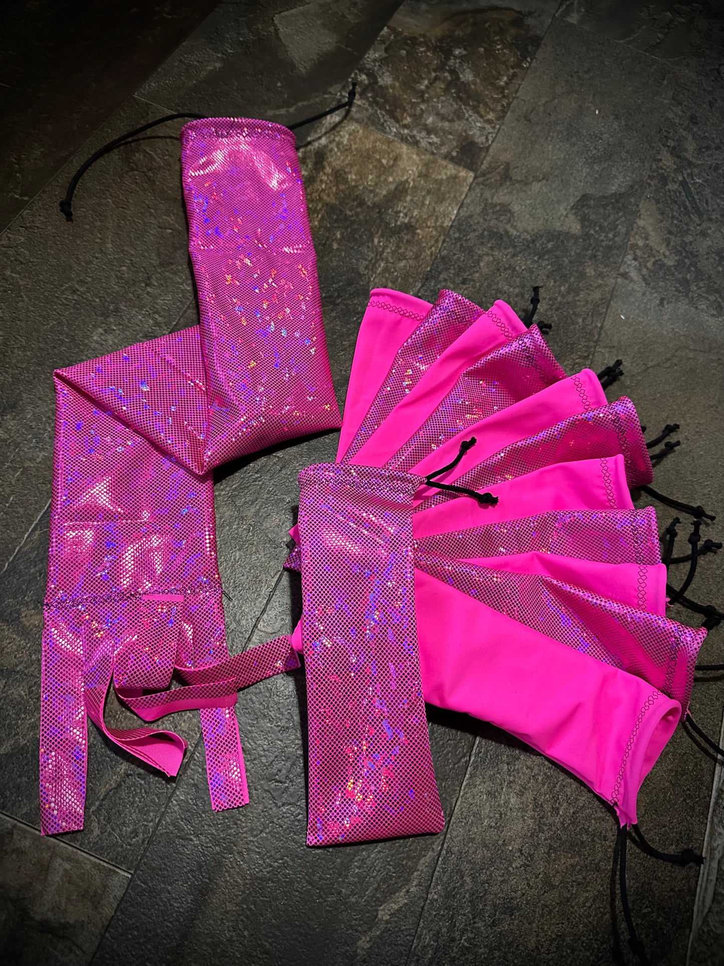 Matches Set - Set of 12 Mane Bags & 1 Tail Bag - Holographic Hot Pink - RTS