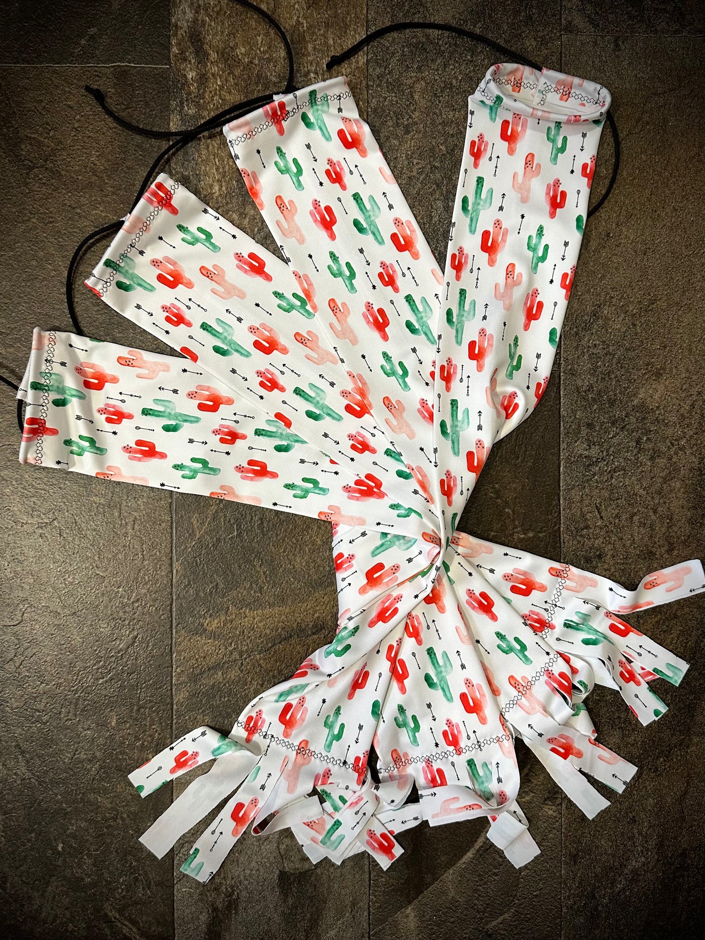 Single Tube Tail Bag - White w/Red & Green Cactus - RTS