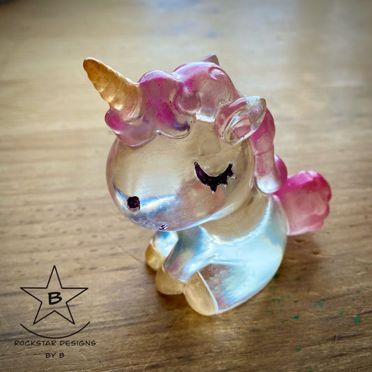 Resin Unicorn - 3 inch Clear and Hot Pink