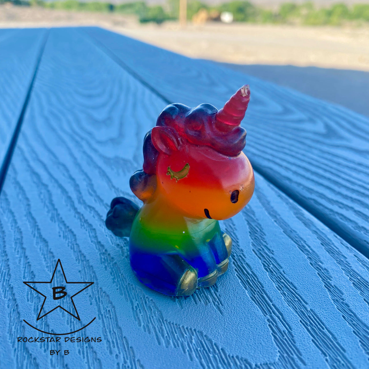 Resin Unicorn - 2.5 inch Rainbow