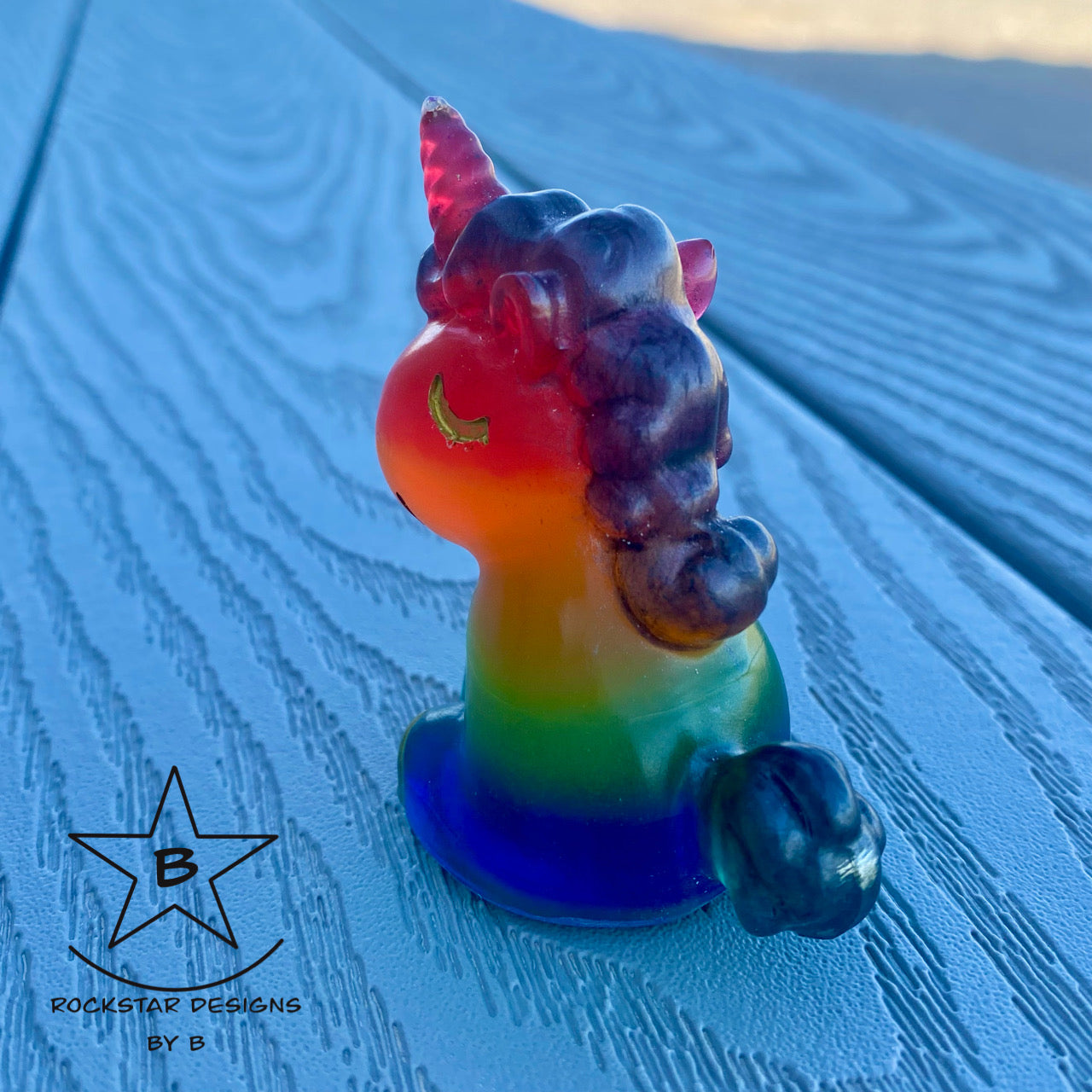 Resin Unicorn - 2.5 inch Rainbow